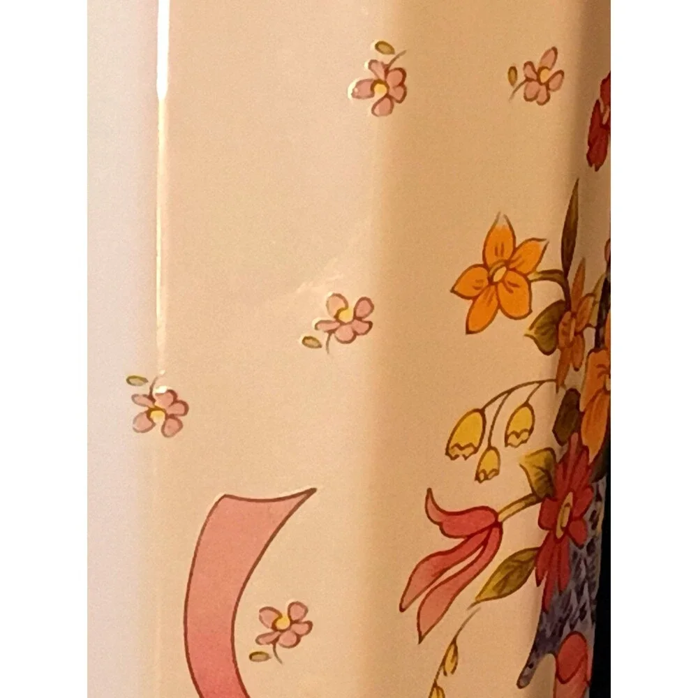 White Vtg Flower Basket Vase 9